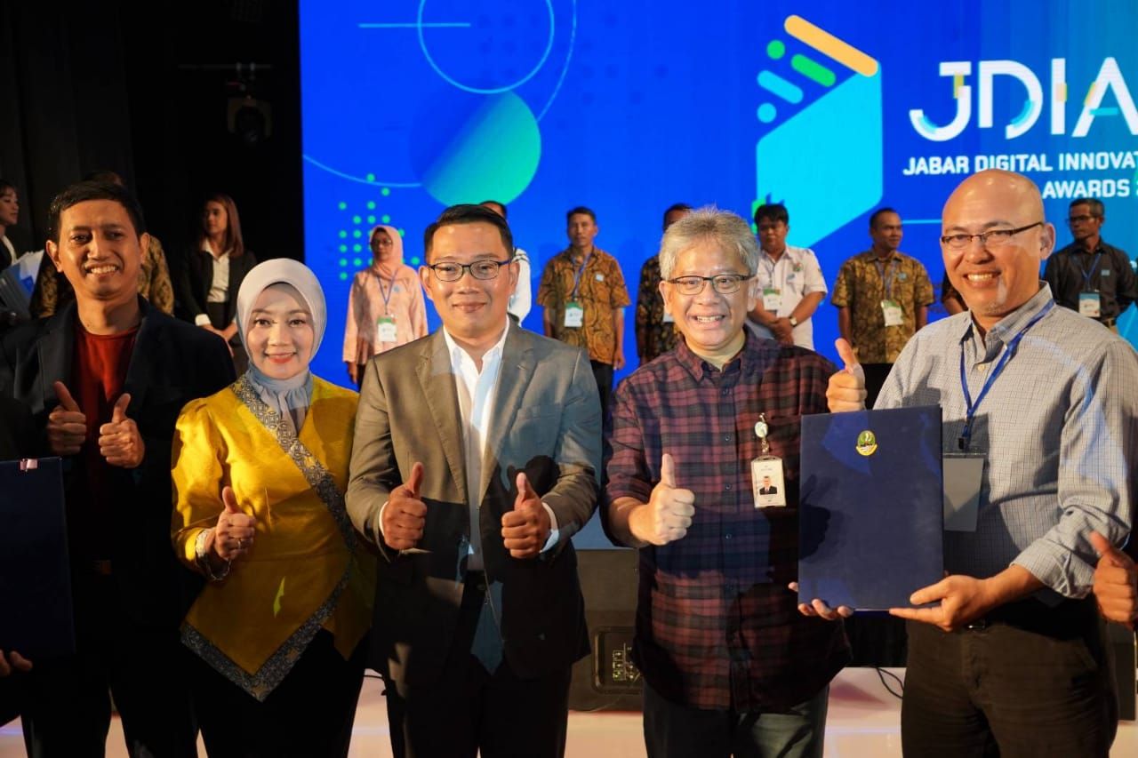 Kolaborasi bank bjb dan Bank Sampah Digital Ciptakan ...