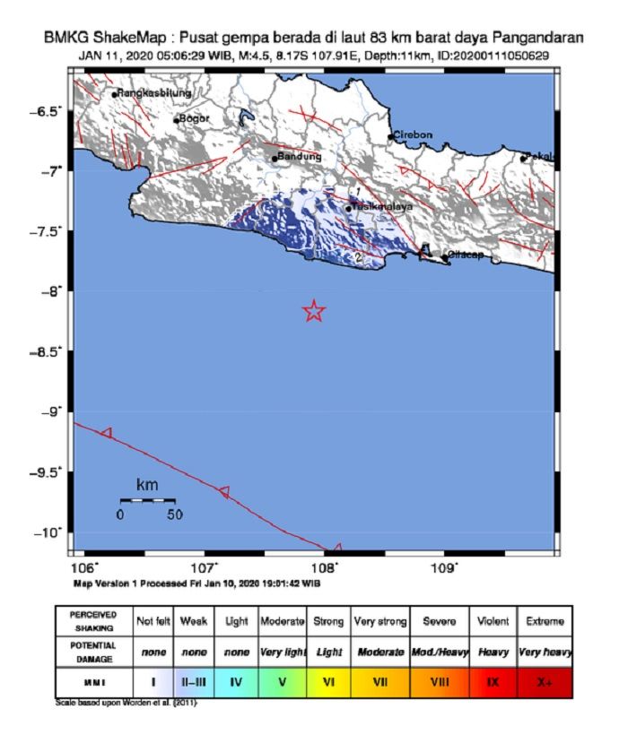 Kabupaten Pangandaran kembali diguncang gempa ketiga berkekuatan 4.5 Magnitudo pada Sabtu, 11 Januari 2020 pukul 05.06 WIB.