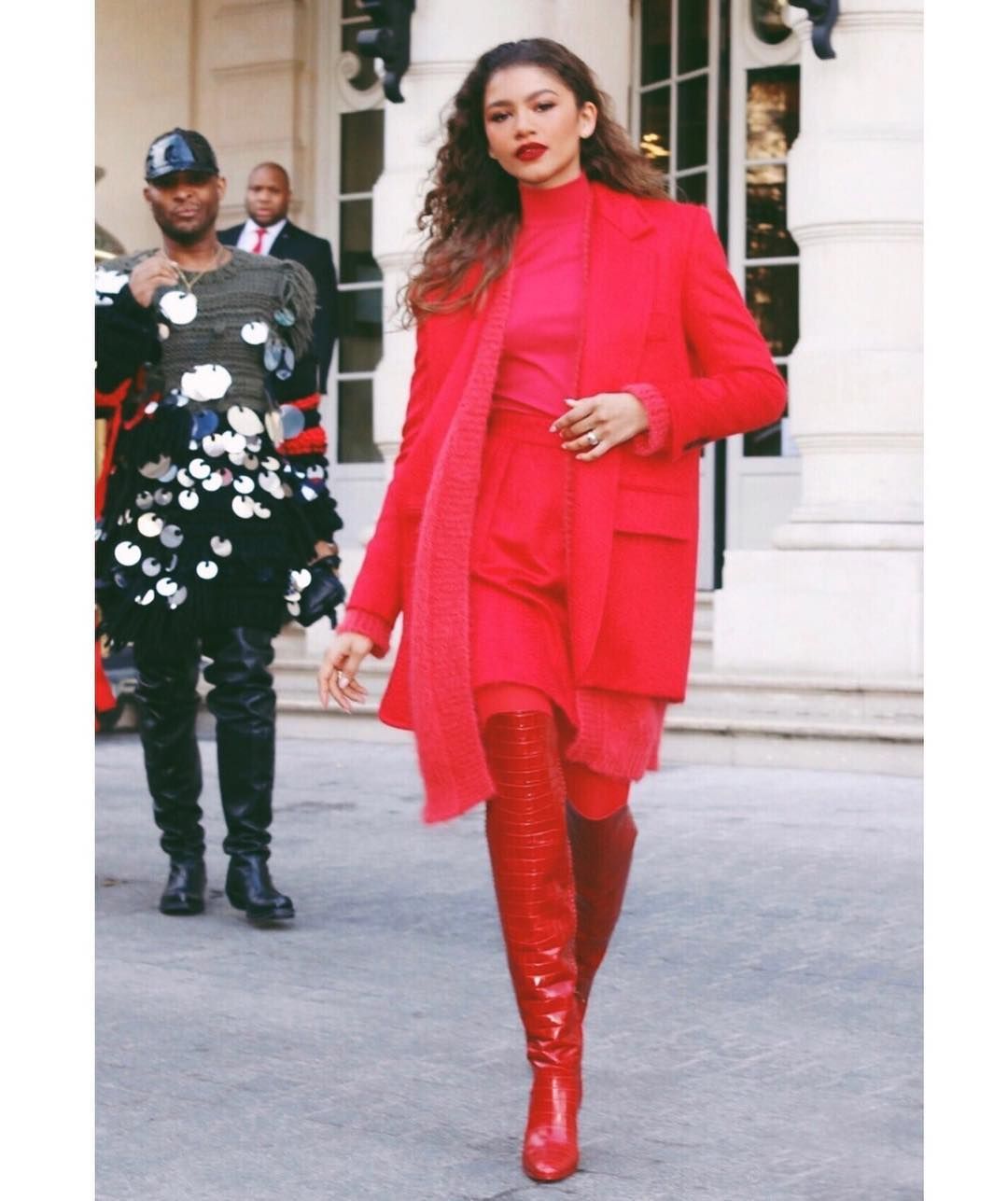 zendaya trench coat