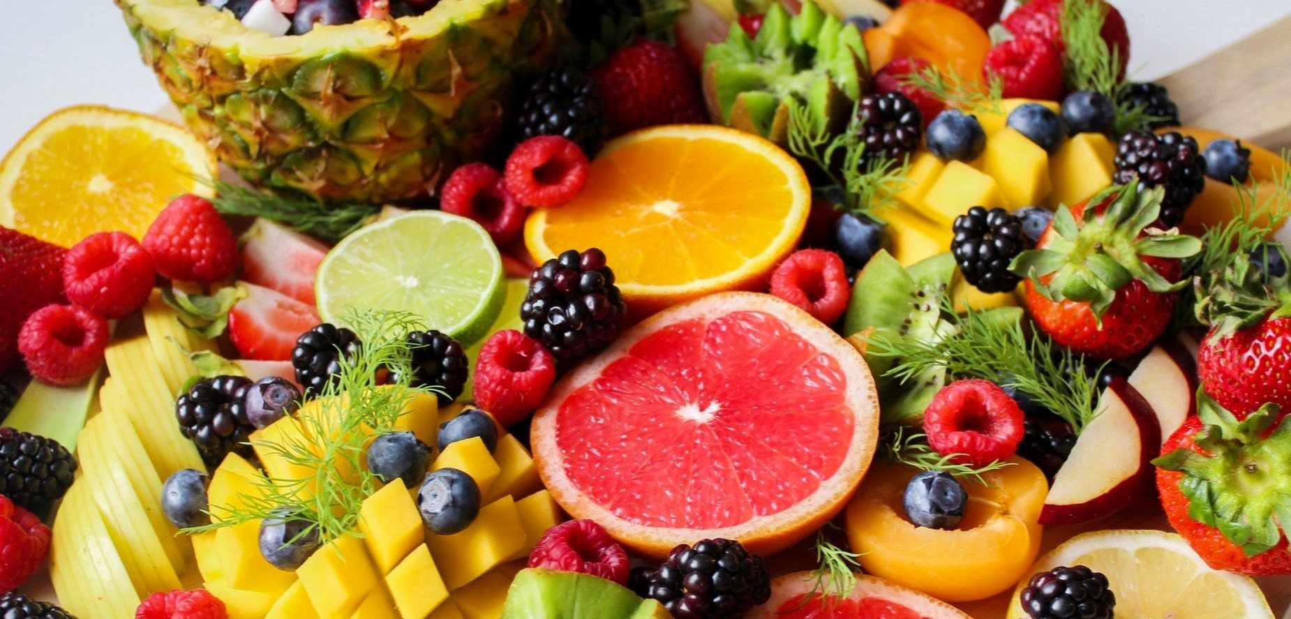Ilustrasi sayur dan buah.