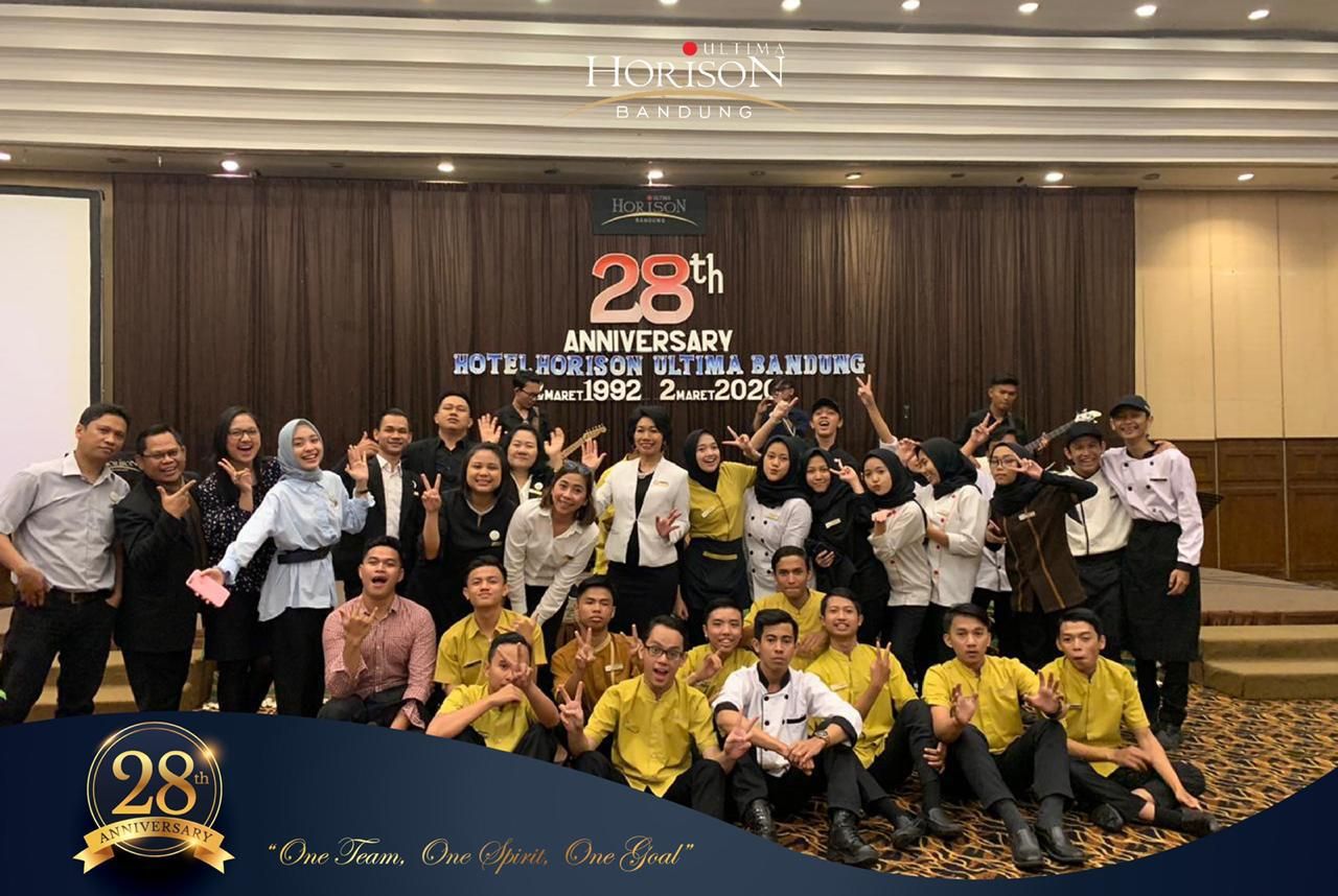 Syukuran HUT ke-28 Hotel Horison Ultima, Kota Bandung.**