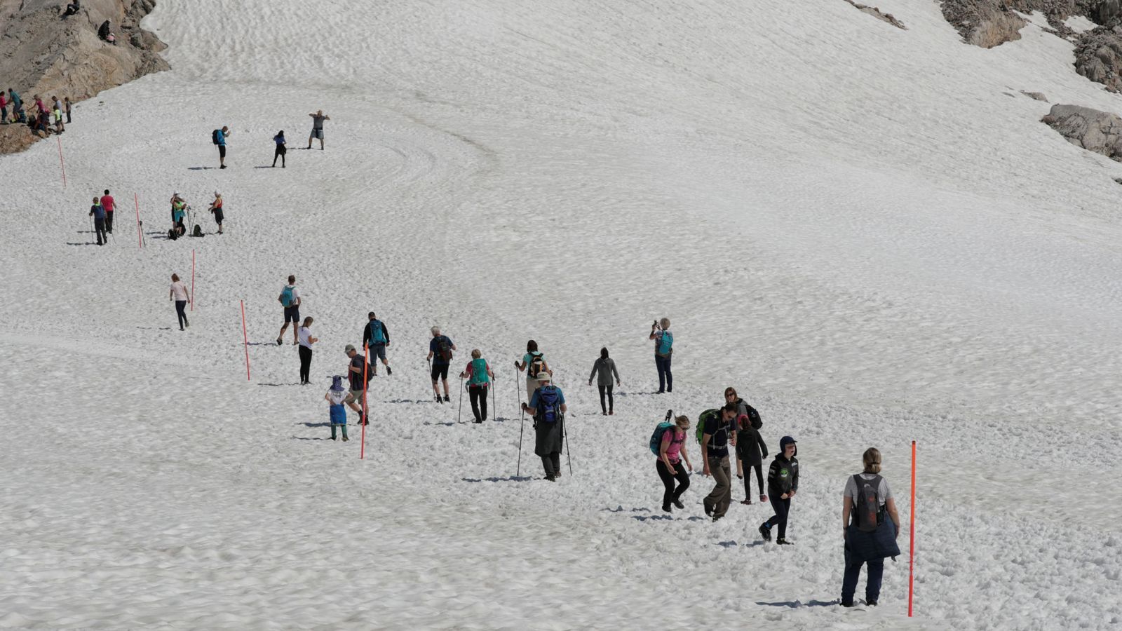 Jalur Dachstein, Pegunungan Alpen, Austria sangat populer di kalangan pendaki