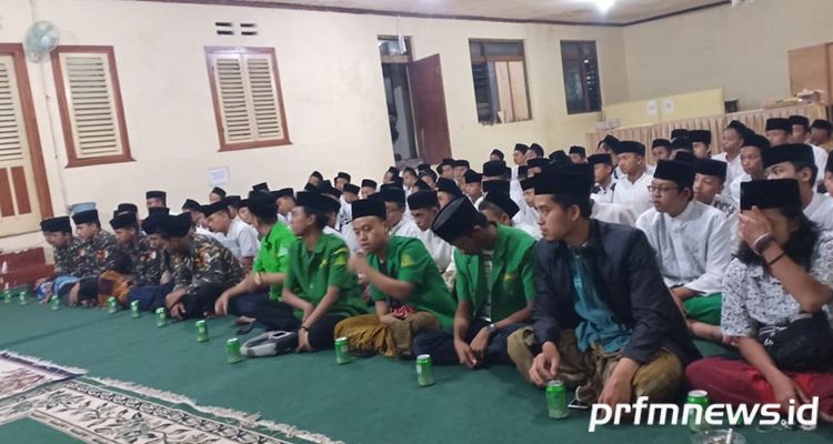 Teks Surat Yasin dan Susunan Tahlil Singkat Untuk Acara Tahlilan dan Ziarah Kubur - Media Blora
