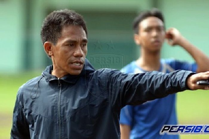 Asisten Pelatih Persib Bandung,  Budiman Yunus