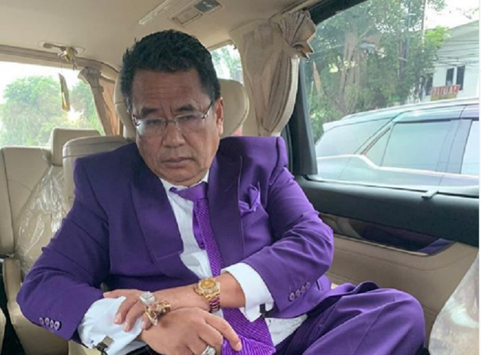 Hotman Paris Sudah 18 Hari Tak Keluar Rumah Sopir Ceritakan Hotman Paris Sudah 18 Hari Tak Keluar