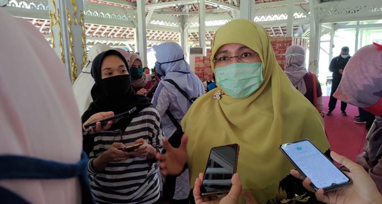 KETUA TP PKK Kota Bandung, Siti Muntamah Oded ditemui di Pendopo Walikota Bandung, Selasa (7/4/2020).*
