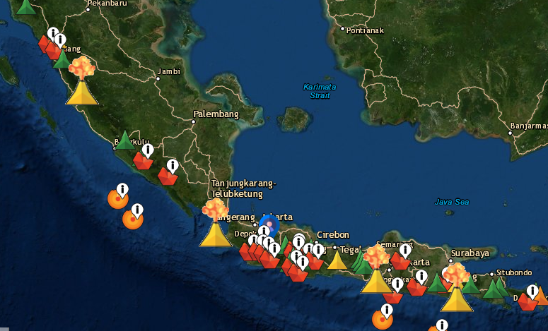 EMPAT gunung api berstatus waspada (Level II) menunjukkan aktivitas vulkaniknya pada Jumat, 10 April 2020.*