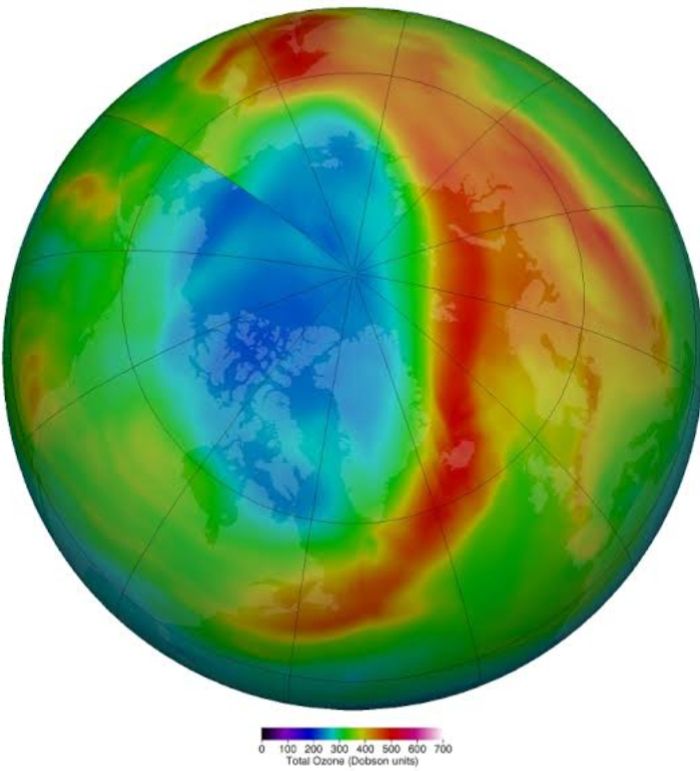 LUBANG di lapisan ozon yang ada di Kutub Utara