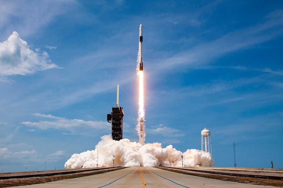   SpaceX berhasil lesatkan dua astronot NASA ke antariksa pada Sabtu, 30 Mei 2020 sore waktu setempat/ Instagram @spacex