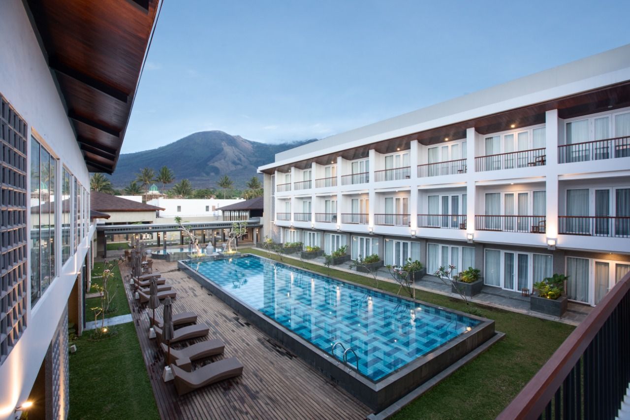 Santika Indonesia Hotels & Resorts siap membuka kembali unit hotel dengan protokol new normal.*