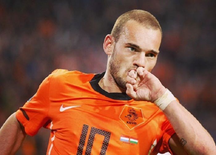 Wesley Sneijder.*