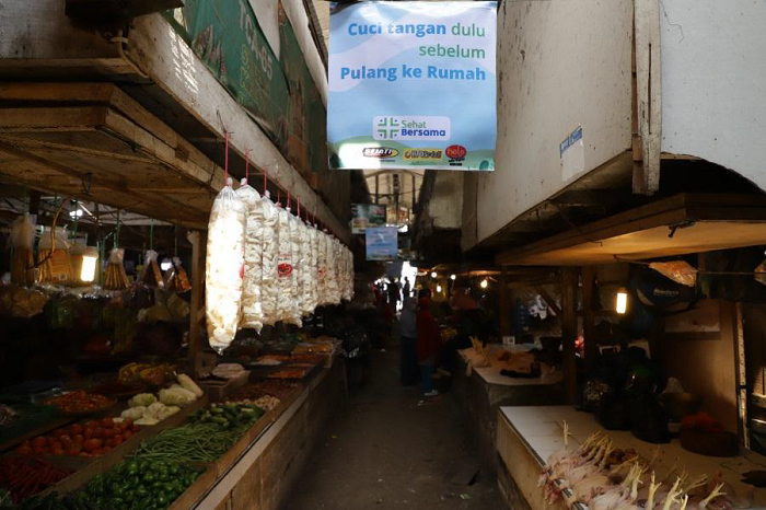 Kondisi Pasar Stasiun Majalaya, Kabupaten Bandung.*