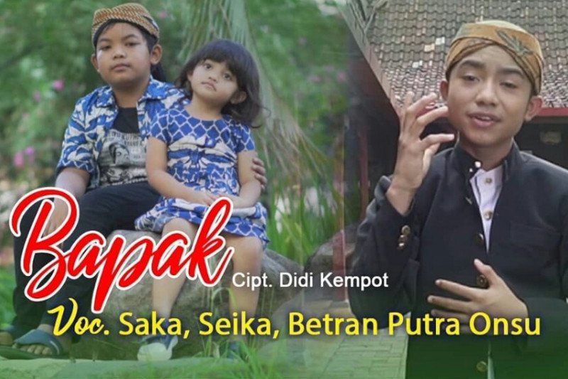 Bawakan Lagu Bapak yang Diciptakan Ayahnya Dua Anak  