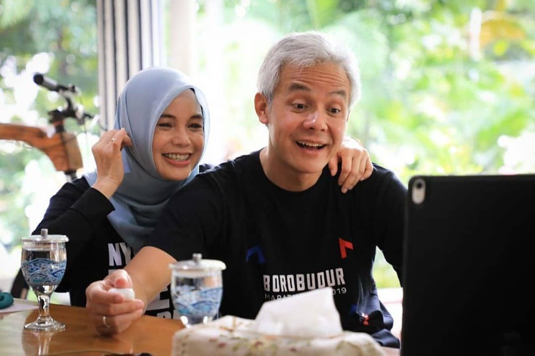 KEMESRAAB Ganjar Pranowo dan sang istri Siti Atiqoh Supriyanti.*/Ganjar Pranowo/ Instagram @ganjar_pranowo