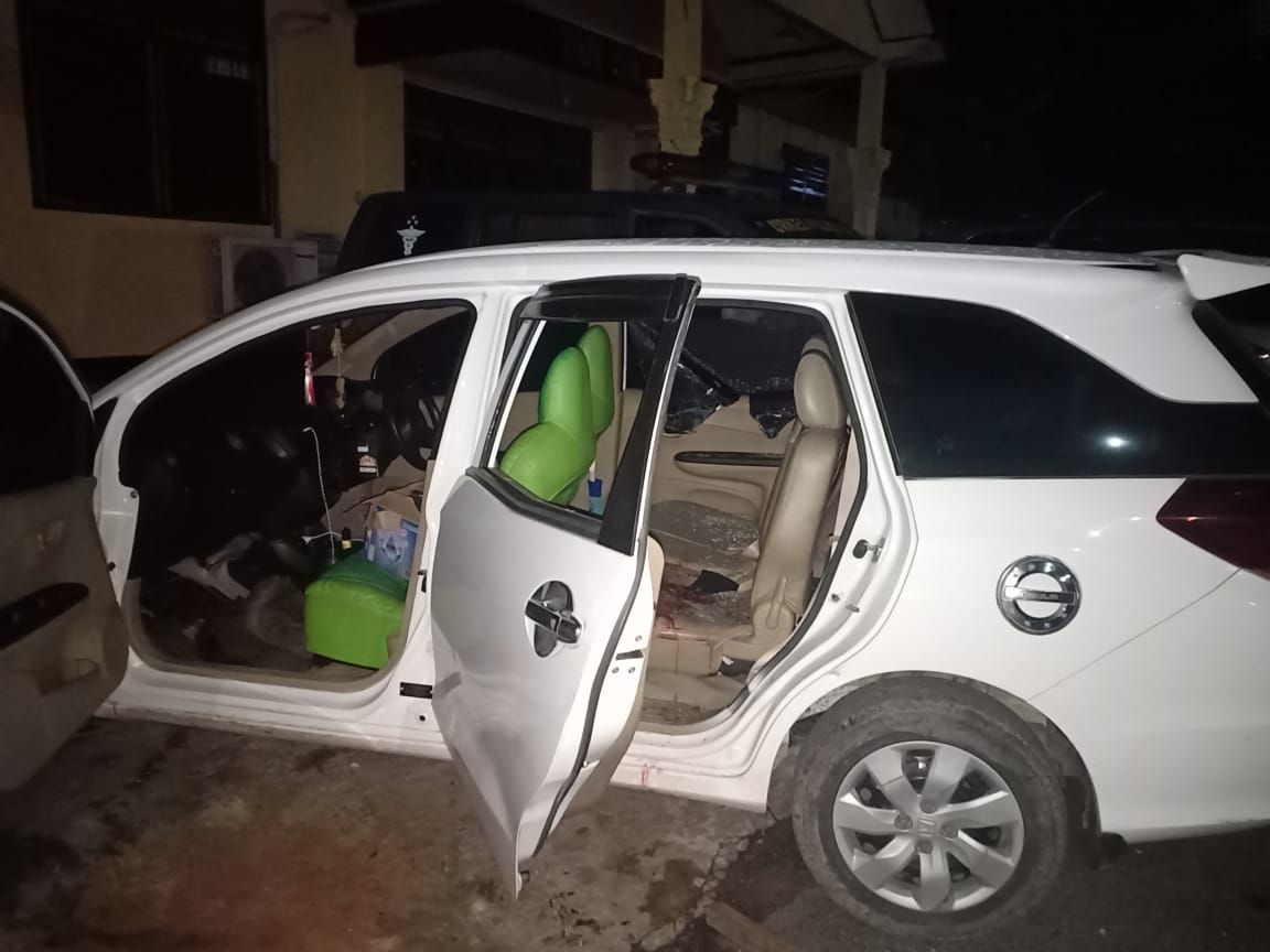 Mobil pelaku penyerangan Mapolres OKI pada hari Minggu 28 Juni 2020 dinihari diamankan pihak kepolisian