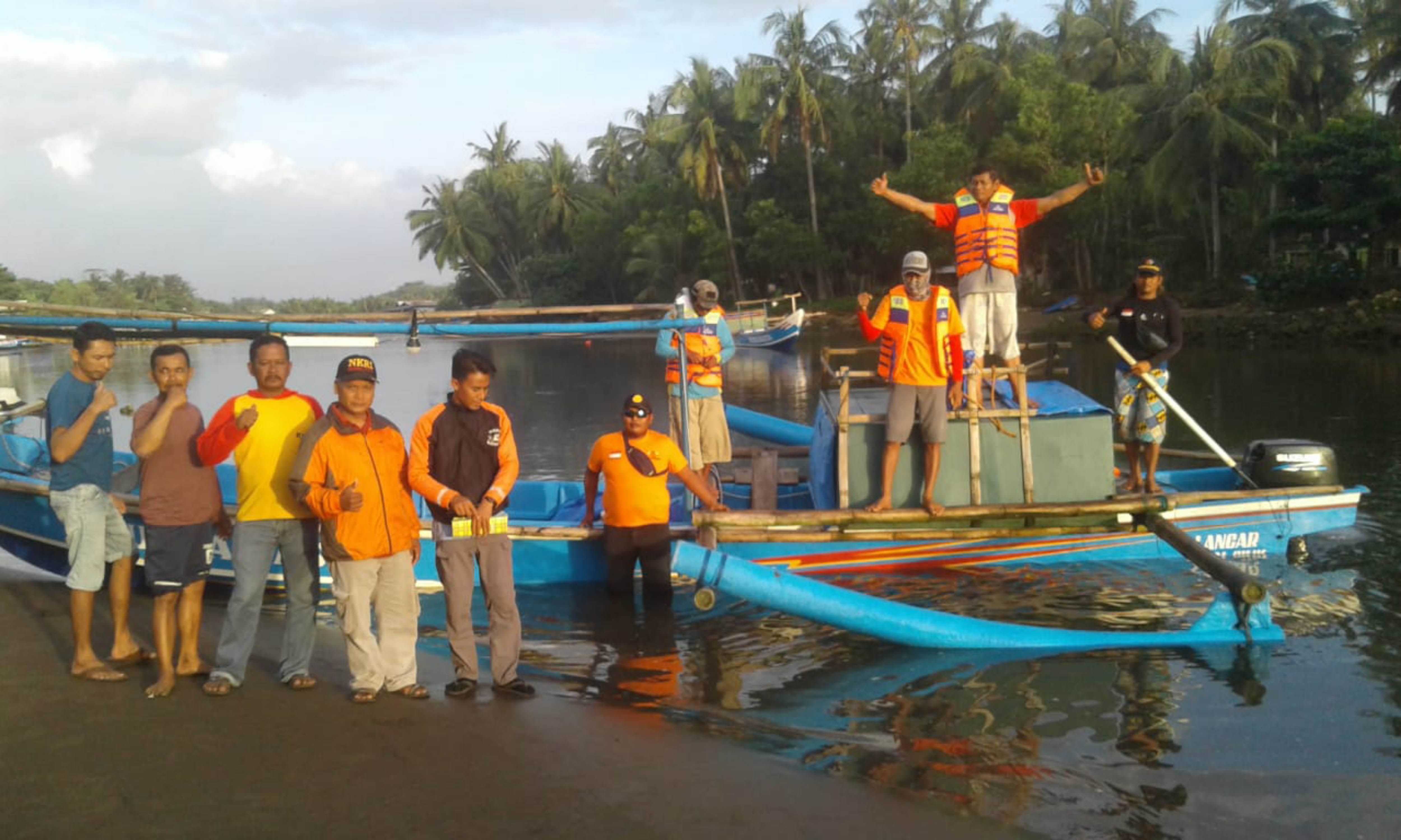 TIM SAR Baracuda merupakan relawan yang siap mencari nelayan atau wisatawan yang hilang di Pantai Pangandaran.*/AGUS KUSNADI/KABAR PRIANGAN