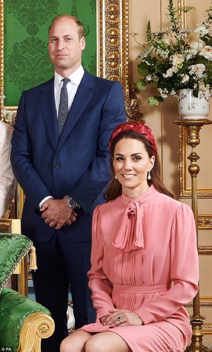 Ada yang berbeda dari senyum Kate dan William?