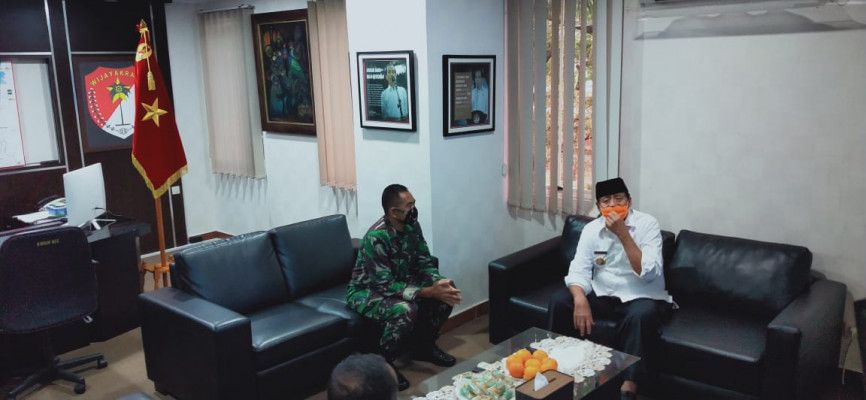 Gubernur Banten melakukan kunjungan ke Markas Korem 052/Wijaya Krama 