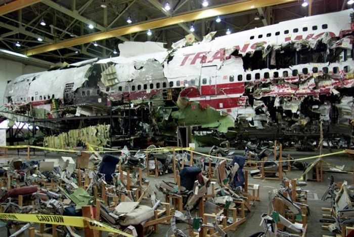 Badan pesawat Boeing 747 milik maskapai Trans World Airlines (TWA) nomor penerbangan TWA800 yang jatuh di Samudera Atlantik pada 17 Juli 1996 silam. (cbc.ca)