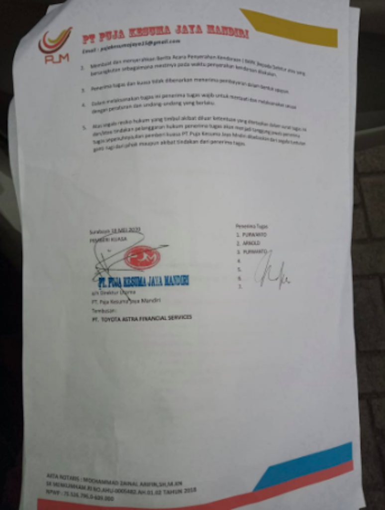 Surat tugas yang ditunjukkan oleh orang yang mengambil alih mobil Avanza milik Purwatiningsih yang tampak bahwa pihak PT Puja Kesuma Jaya Mandiri membuat terusan  surat kepada  pihak PT Toyota Astra Financial Services ( PT TAF)