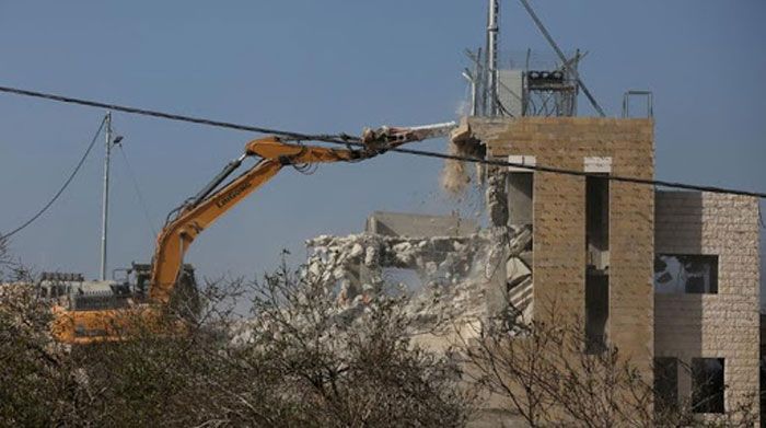 Israek hancurkan bangunan warga Palestina.