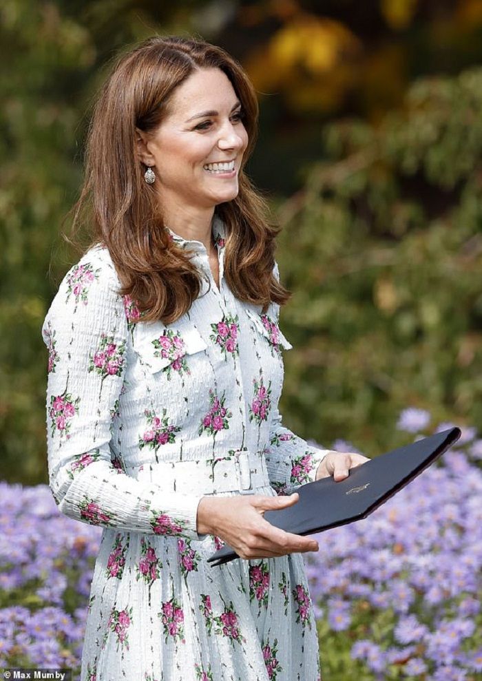 Kate dan notebook Smythson.
