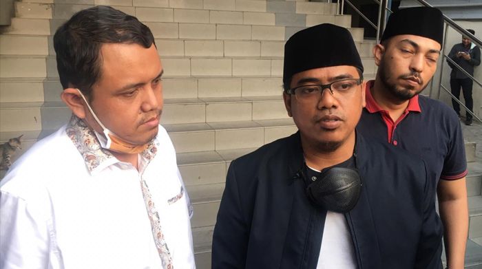 Ketua Umum Cyber Indonesia, Muannas Alaidid melaporkan ke Polda Metro Jaya pemilik akun YouTube Dunuamanji.*/Dok. PMJ News/Fjr