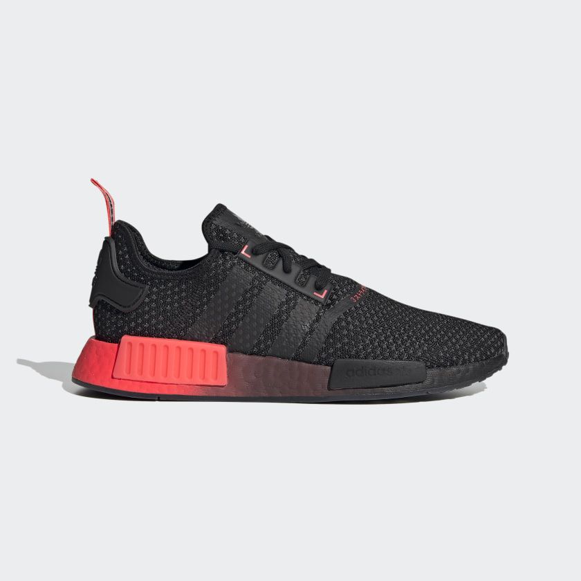 NMD_R1 SHOES, LIGHTWEIGHT SHOES FOR URBAN EXPLORATIONS.*/