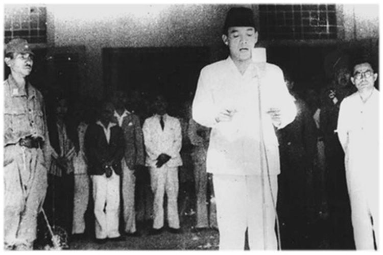 Hubungan Pembukaan Uud 1945 Dengan Proklamasi 17 Agustus 1945 Haloyouth