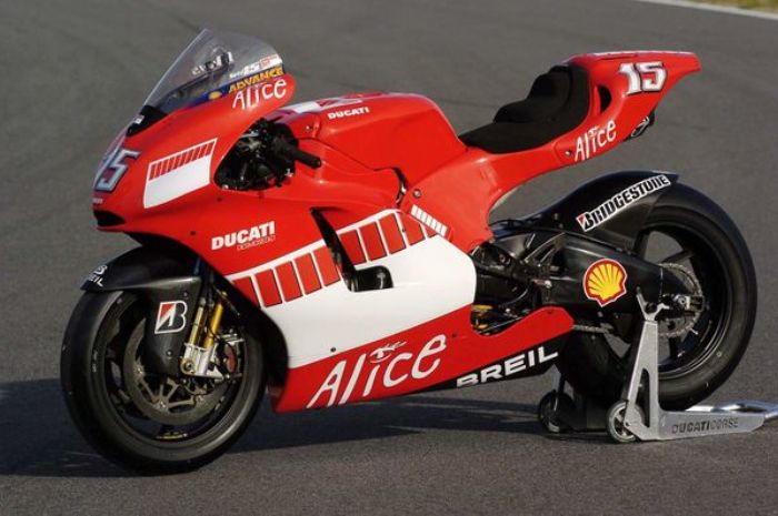 Ducati GP6 yang menjadi basis pengembangan dari motor sport Ducati Desmosedici RR