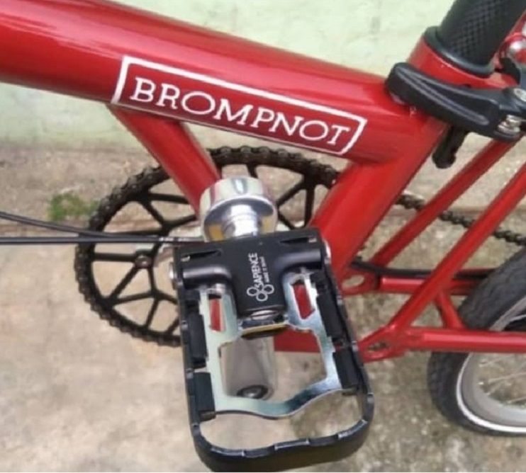 Sepeda lipat Brompton palsu