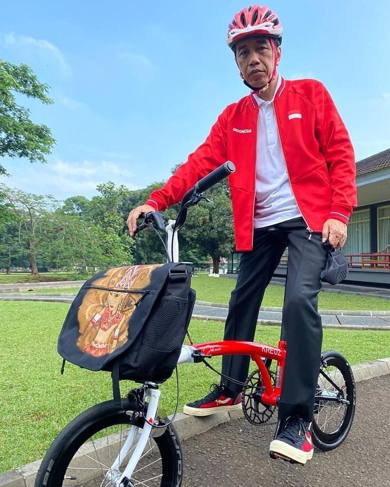 Presiden Jokowi pamerkan sepeda keren asli buatan Indonesia