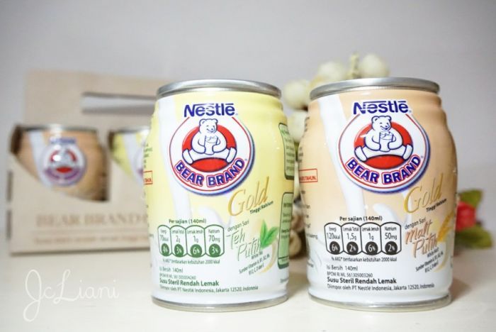 Susu Bear Brand White Tea.*/