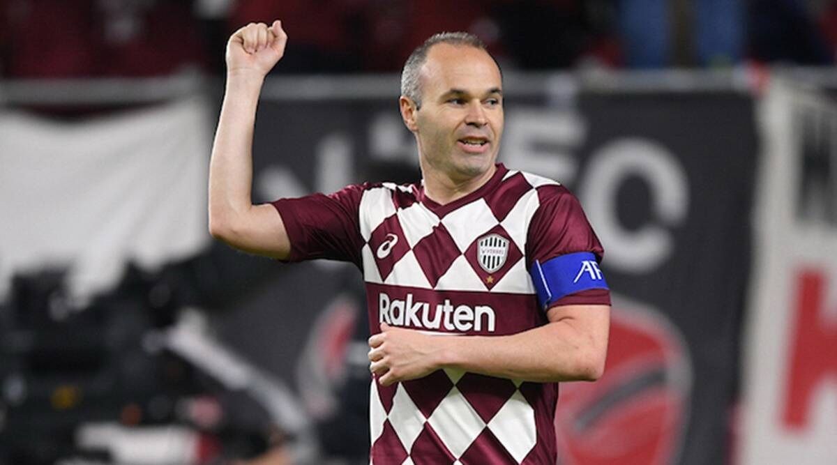 Anders Iniesta.*/FOURFOURTWO