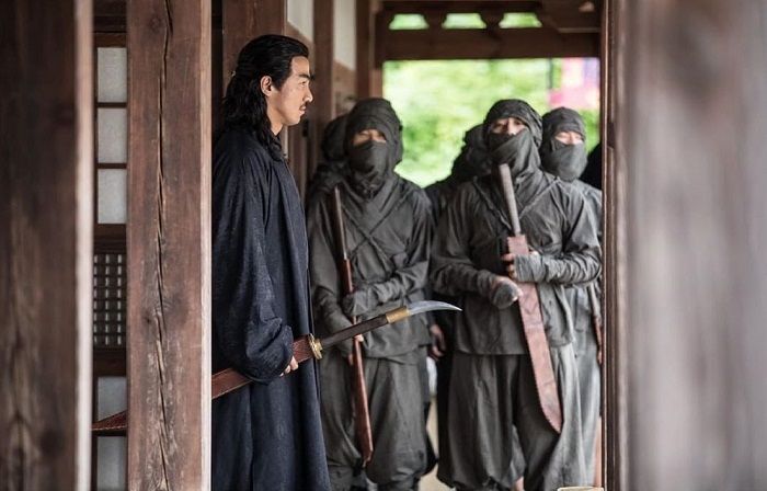 joe Taslim dalam film Korea
