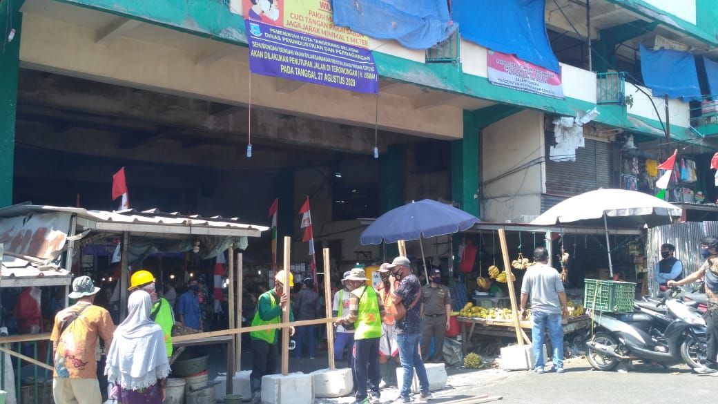 Pasar Ciputat Tangsel Mulai Ditutup, Pedagang: Plaza Ciputat Belum Siap