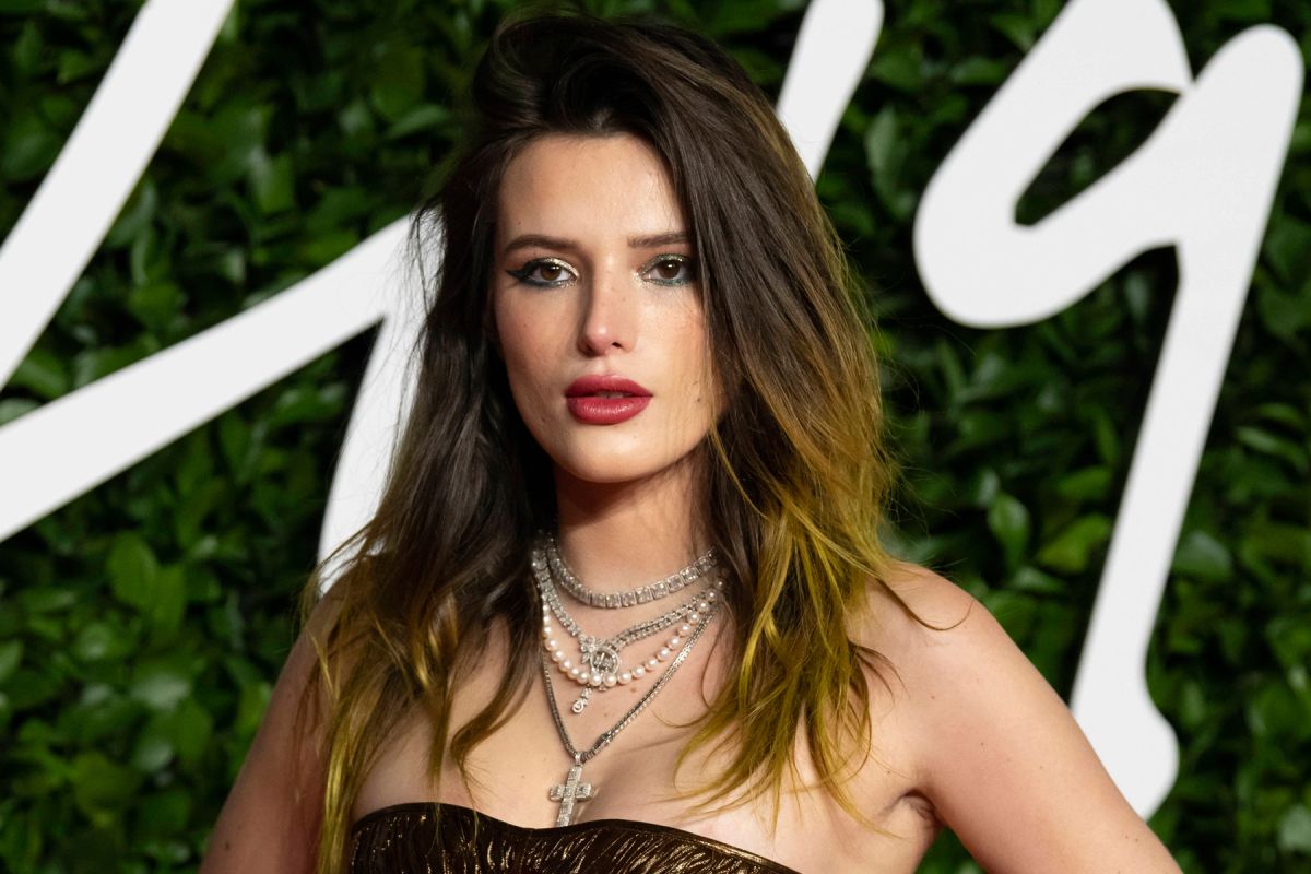 Kontroversi Bella Thorne Model Berbayar Rp28 Miliar Yang Diamuk Bintang Porno Ringtimes Bali