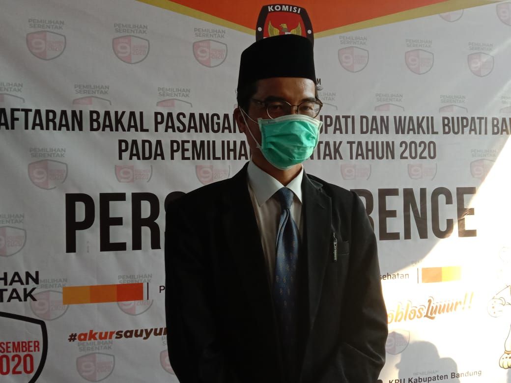 Ketua KPU Kabupaten Bandung, Agus Baroya saat menjelaskan tahapan-tahapan Pilkada Kabupaten Bandung 2020, Jumat 4 September 2020.