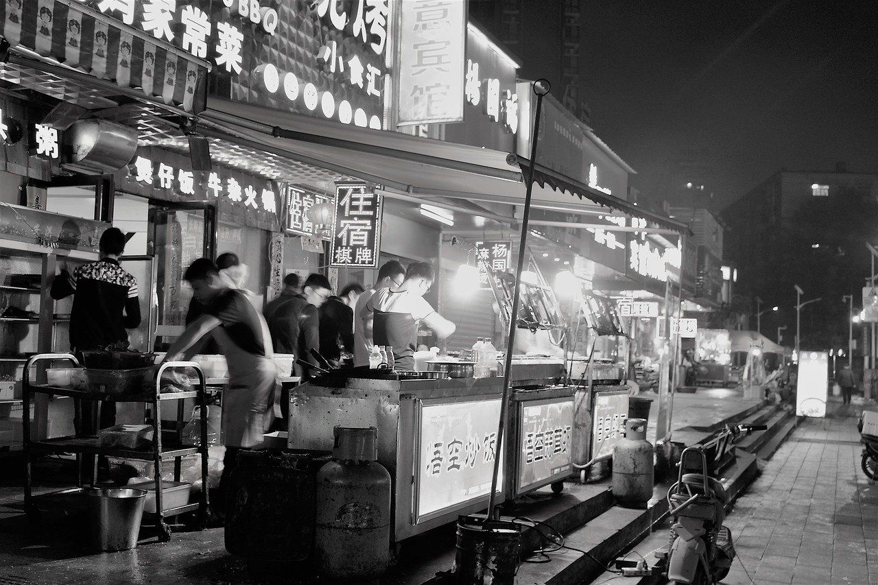 Kehidupan malam di kota Wuhan./pixabay