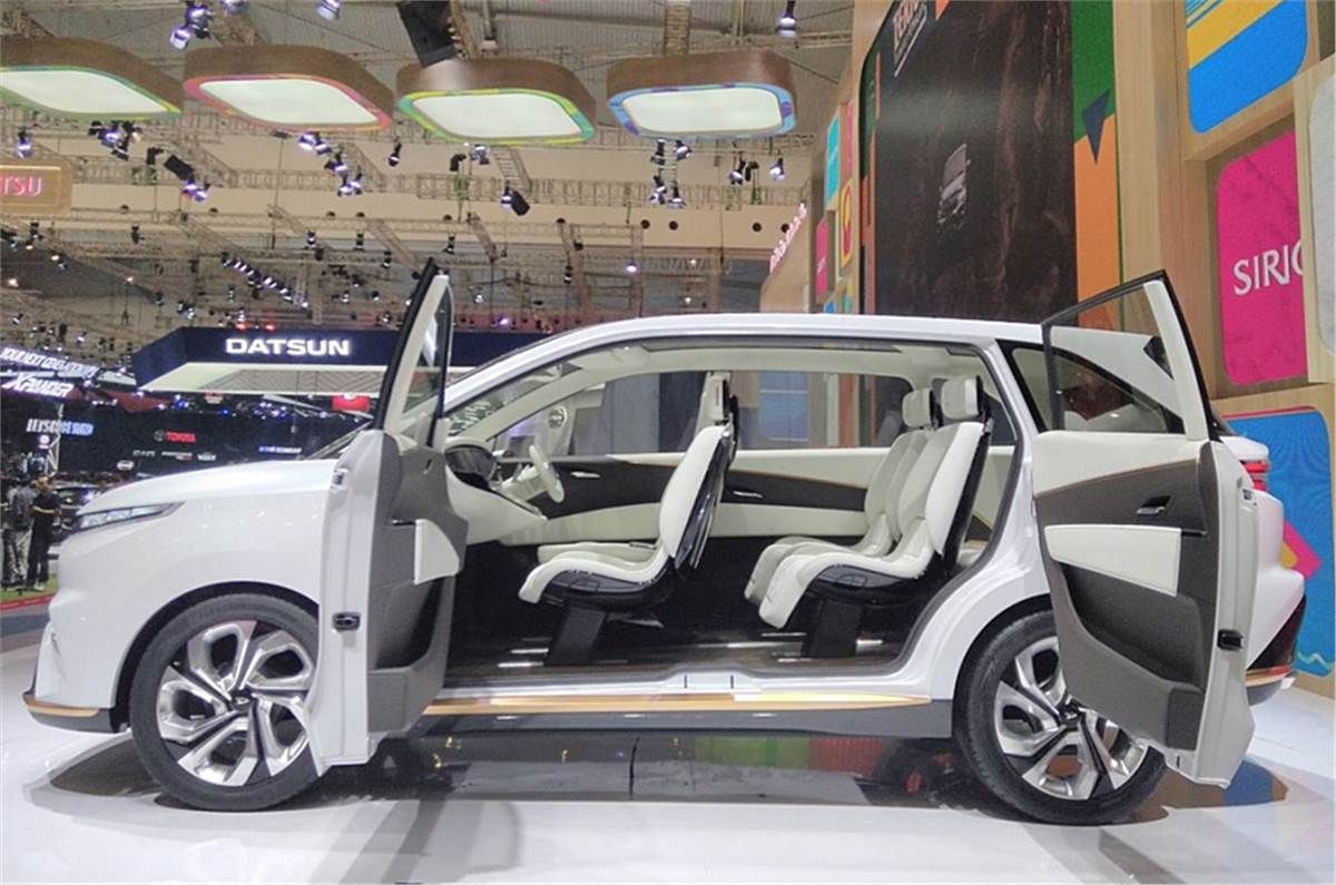Desain pintu mobil MPV Daihatsu DN Multisix yang menggunakan model 'suicide'