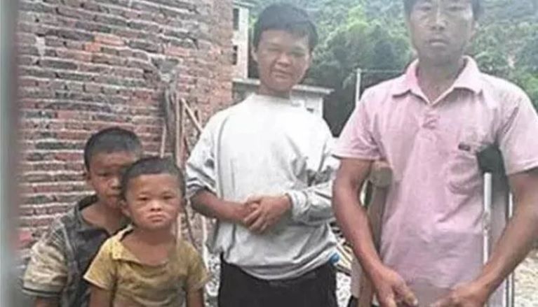 Foto viral yang diduga merupakan Jack Ma sewaktu kecil.