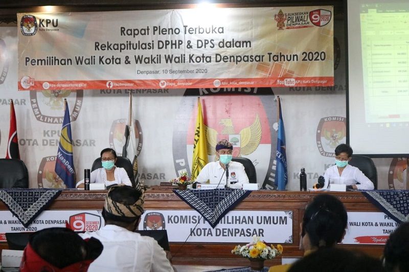 KPU Kota Denpasar, Kamis 10 September 2020 menggelar rapat pleno penetapan DPS dilaksanakan dengan mematuhi protokol kesehatan pencegahan dan pengendalian Covid-19