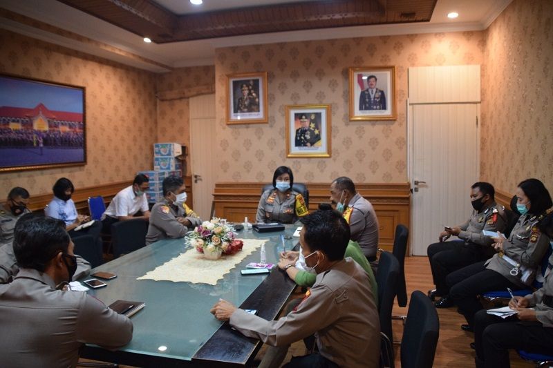 Wakapolres Badung Kompol Ni Putu Utariani, SH Selasa 15 September 2020 memimpin rapat koordinasi tentang pertandingan persahabatan (eksebisi) menembak yang digelar Perbakin Kab. Badung.