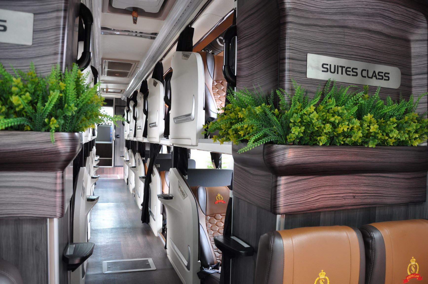  Suites Class Bus hadir dengan 21 tempat duduk, yang diklaim dalam tingkat kemewahan dan kenyamanan dengan privasi yang tinggi./Dok. HMSI