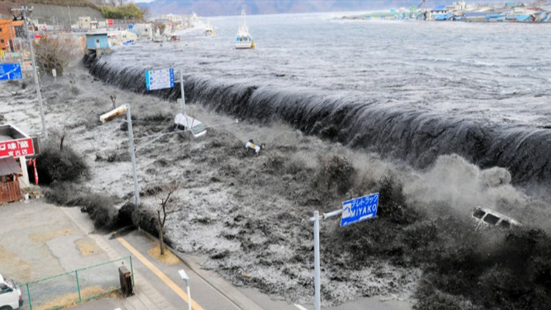 Gambaran Tsunami 20 Meter Di Pantai Selatan Jawa Dipaparkan Itb Bmkg Seolah Dalam Waktu Dekat Zona Jakarta