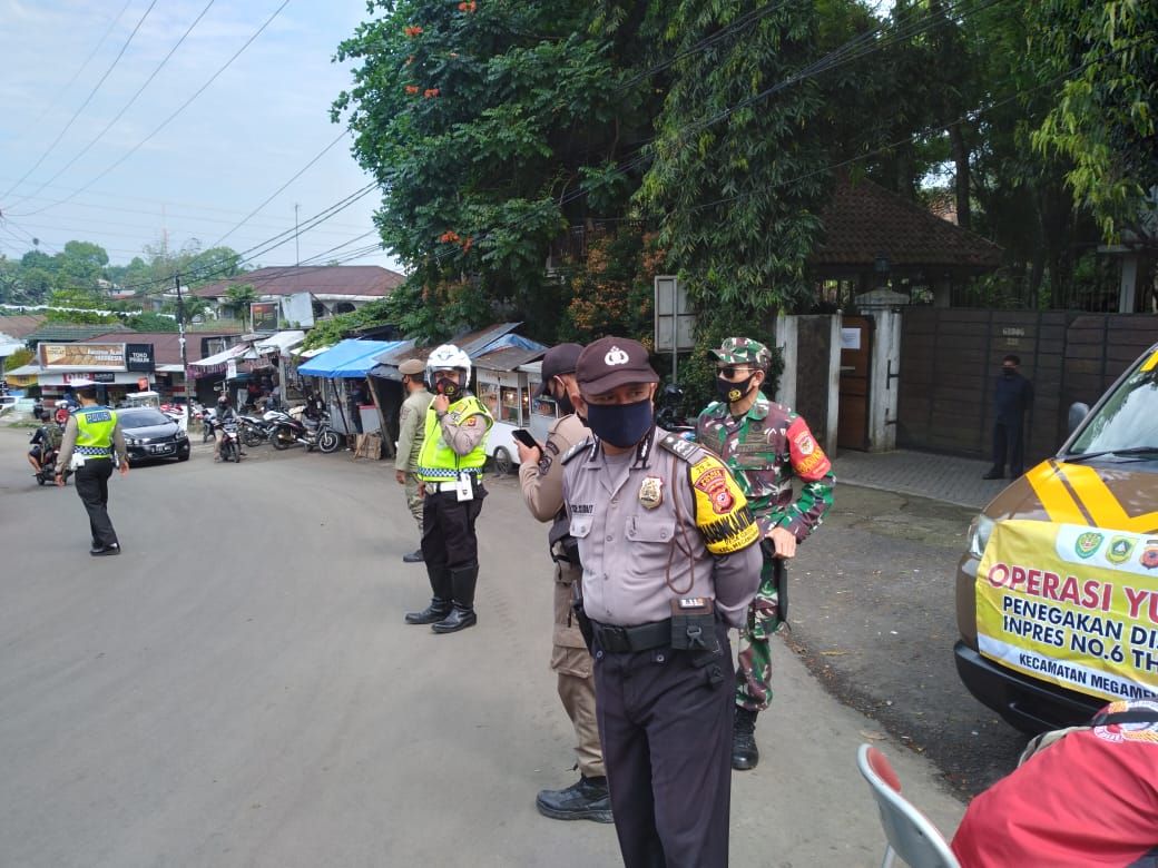 Operasi Yustisi di kawasan Puncak Bogor menindak sebanyak 53 pelanggar, Minggu 27 September 2020