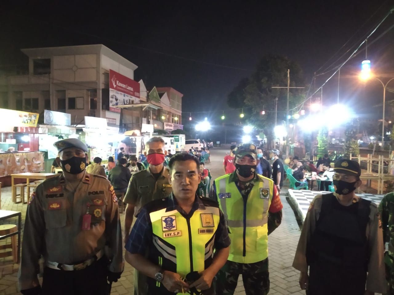 Kabid Humas Polda Banten Kombes Pol Edy Sumardi memimpin operasi yustisi di Kota Cilegon