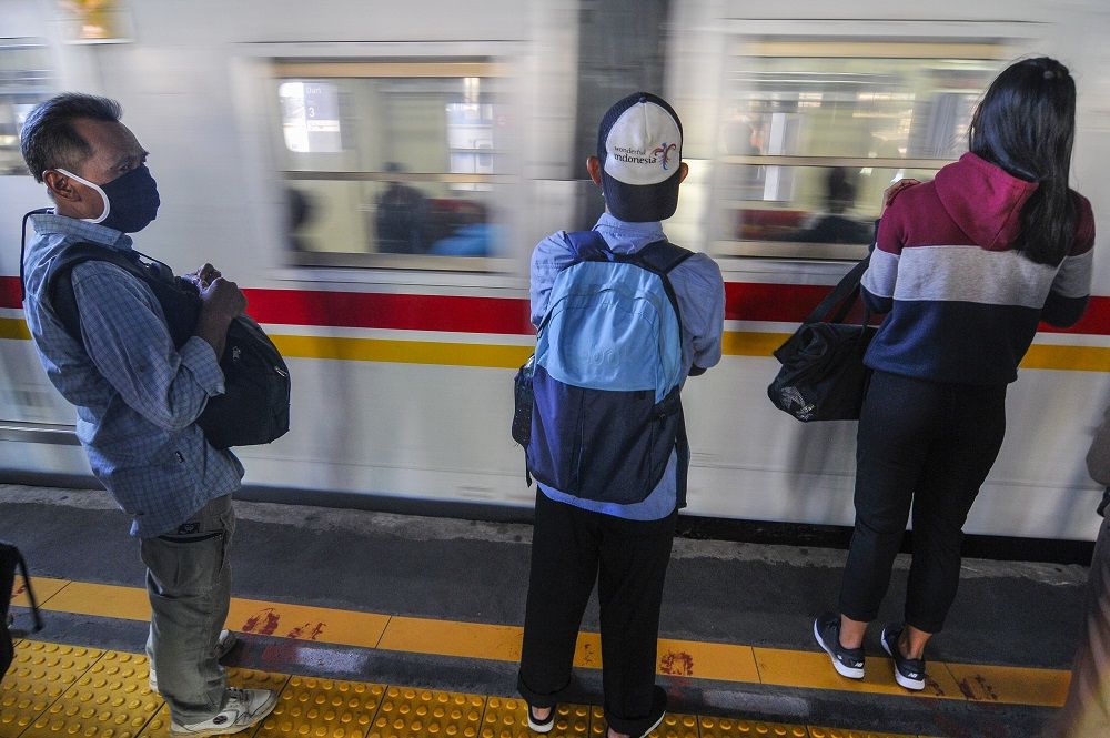 Sempat Terendam Banjir Lintasan Krl Pondok Ranji Kebayoran Kembali Normal Arah Kata