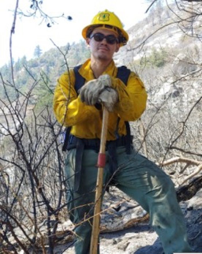 Muhammad Yulfiano Gerwynaldo alias Ano saat menjadi tim pemadam kebakaran hutan di California.*