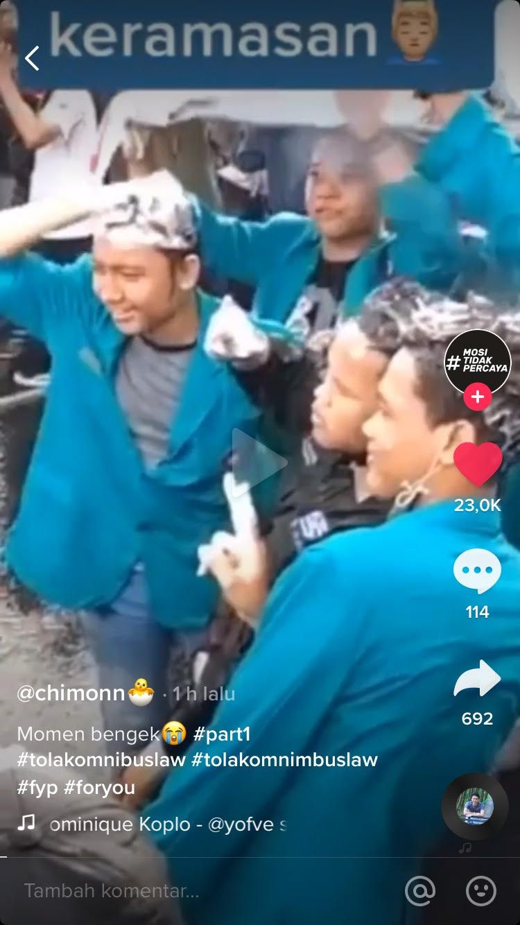 Nggak Cuma Menegangkan Intip Momen Kocak Aksi Demo Tolak Omnibus Law Ringtimes Banyuwangi